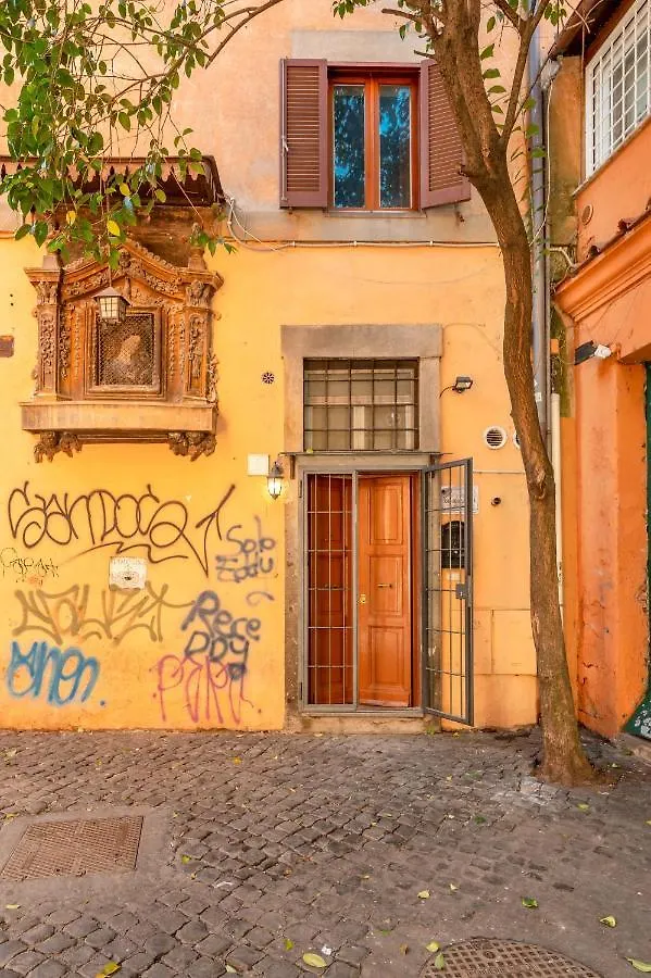 Old Trastevere Studio Rome Apartment