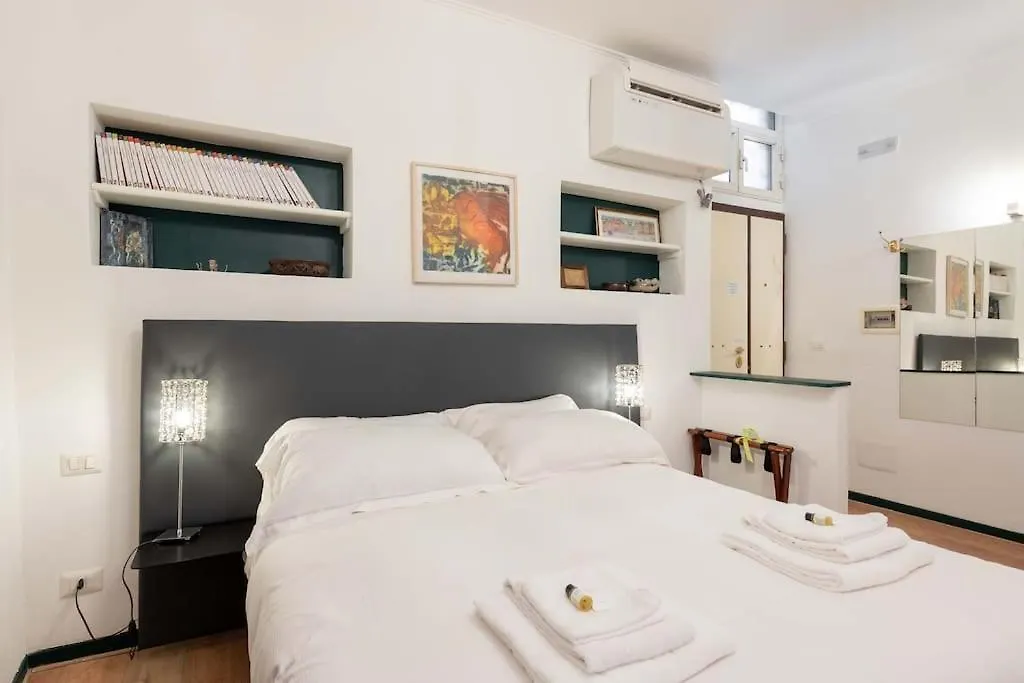 Old Trastevere Studio Rome Apartment
