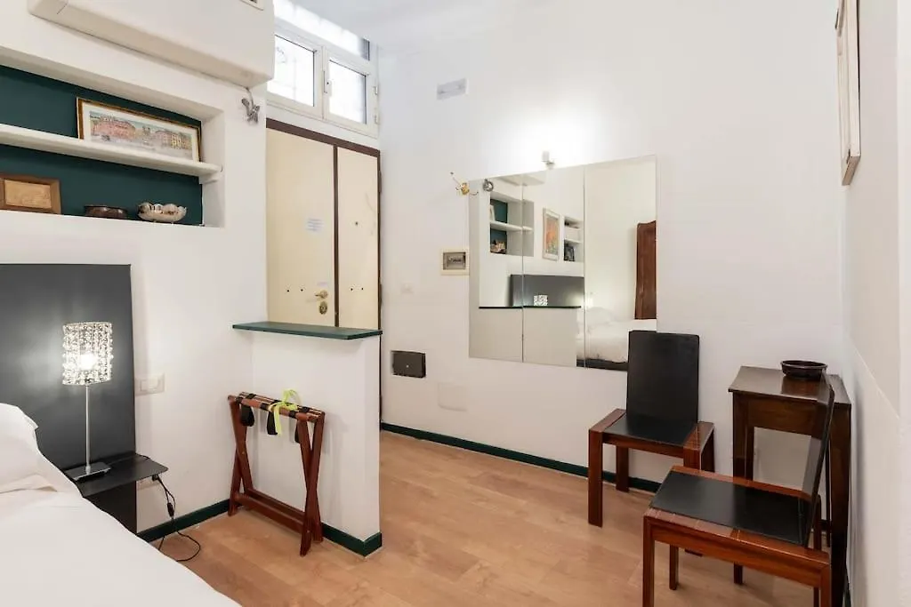 Old Trastevere Studio Rome 0*,